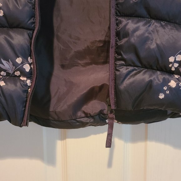 Loft Puffer Vest - Picture 4 of 4